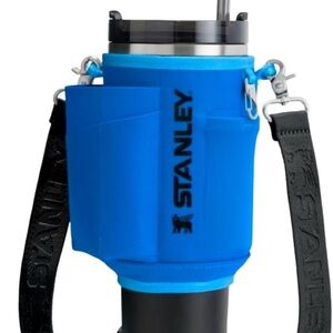 Stanley Blue Quencher Carry-All with Strap